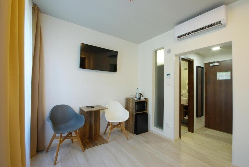 Картинка Adeba Plus 4*