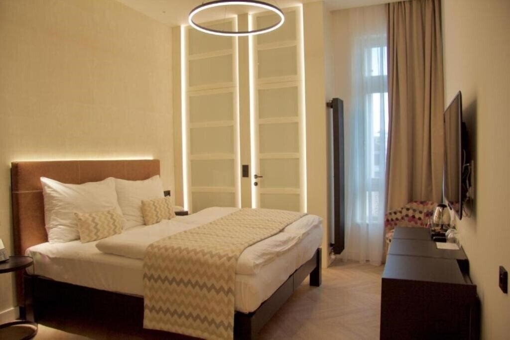 Отель Chevron Design Hotel Prague 4*