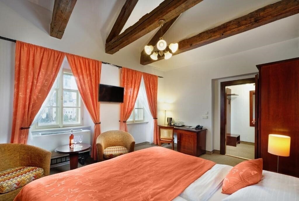 Отель Hotel Lippert 4*