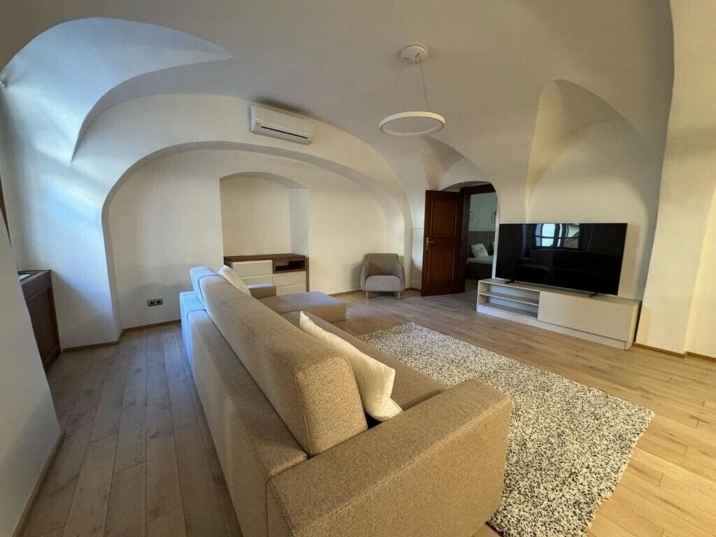 Картинка Hotel U Tri Pstrosu 4*