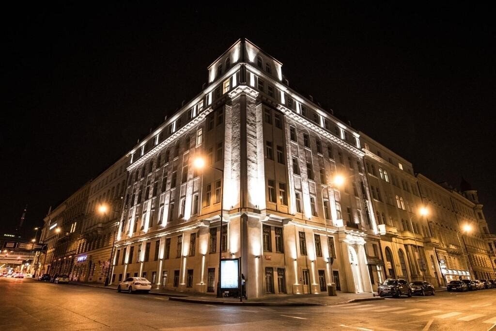 Готель The Gold Bank 4*