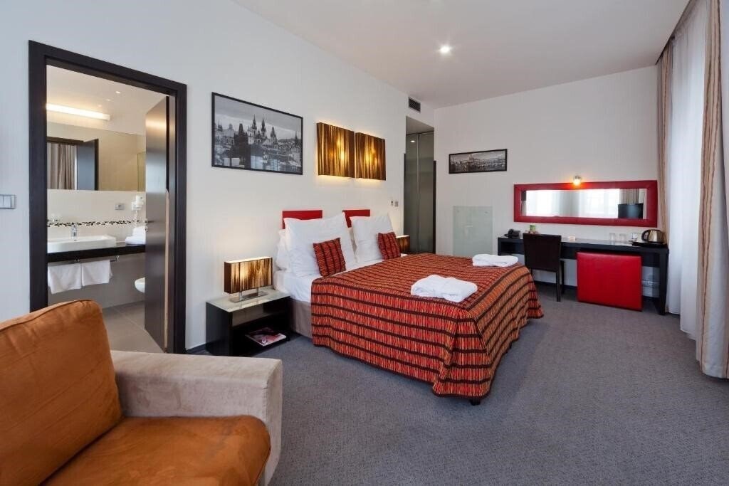 Готель Prague Inn 4*