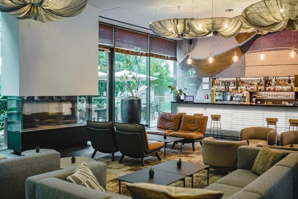 Фото Orea Hotel Angelo Praha 4*
