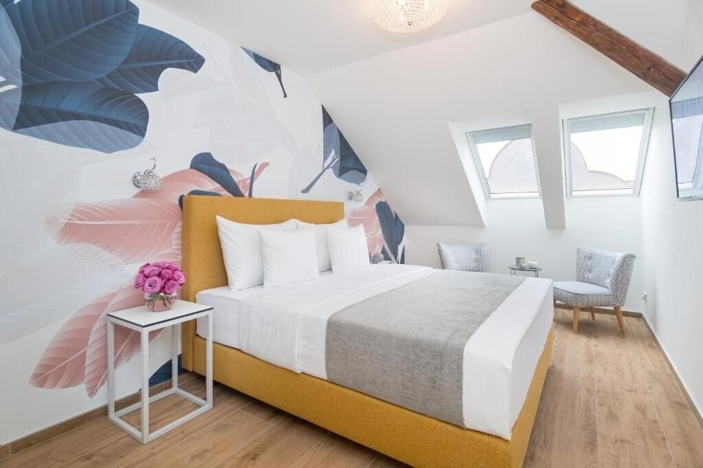 Фото Eight Secrets Boutique Residence 4*