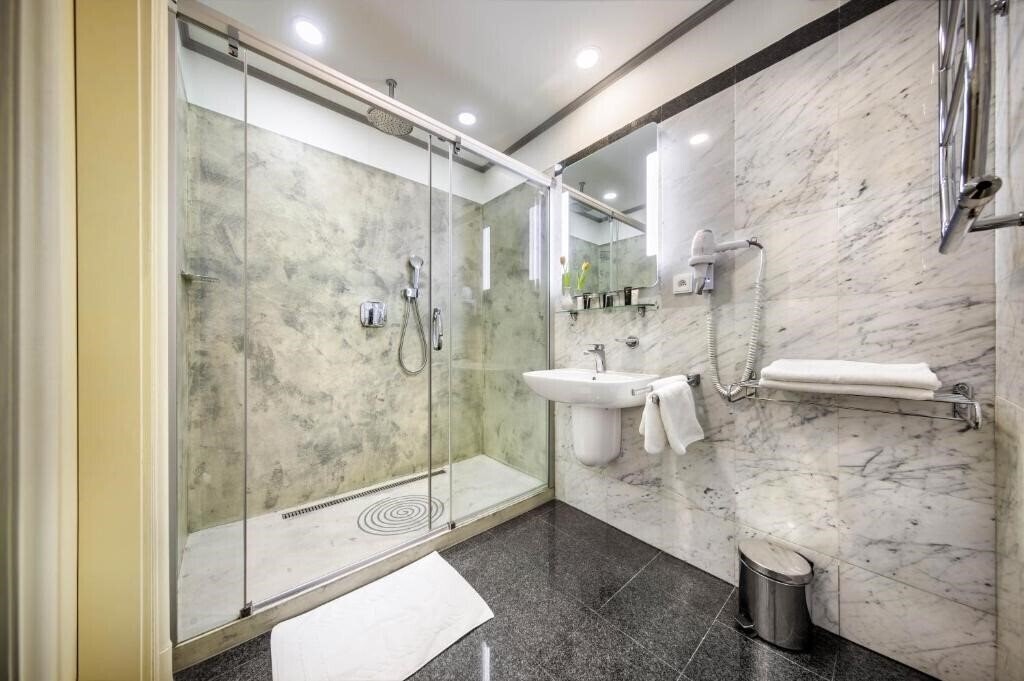 Фотография Esplanade 4*