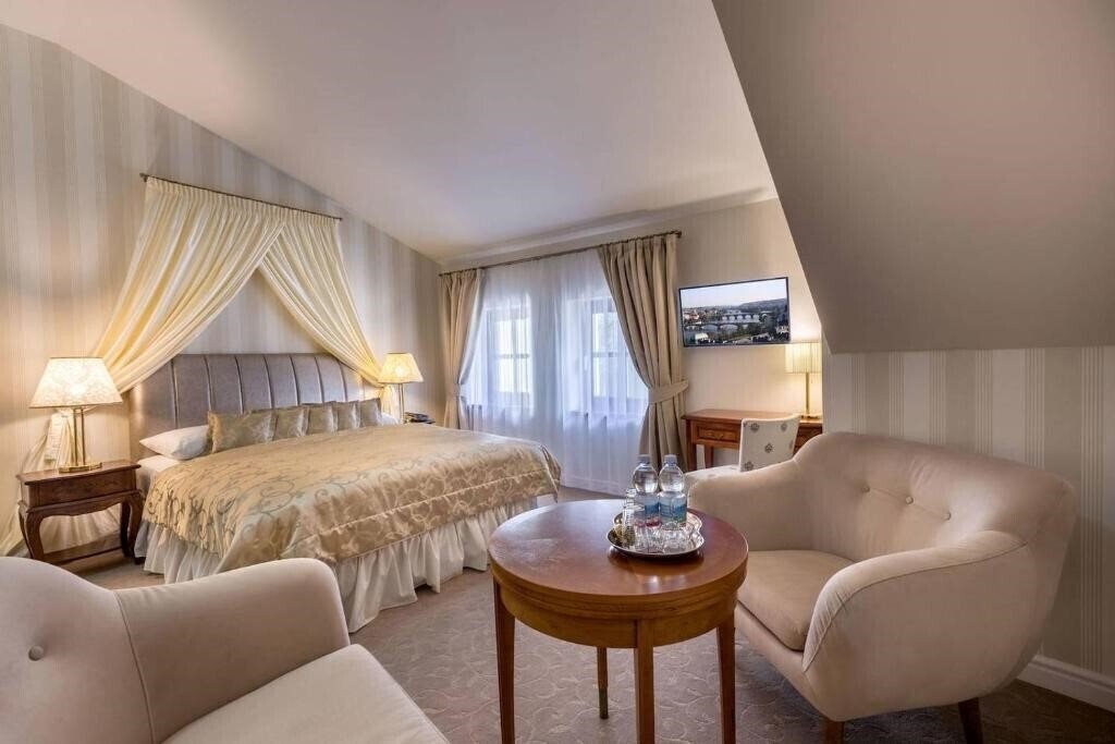 Фото Hoffmeister 5*