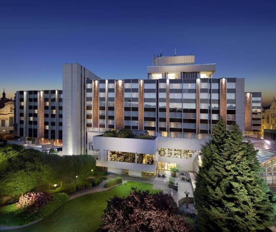 Отель Intercontinental 5*