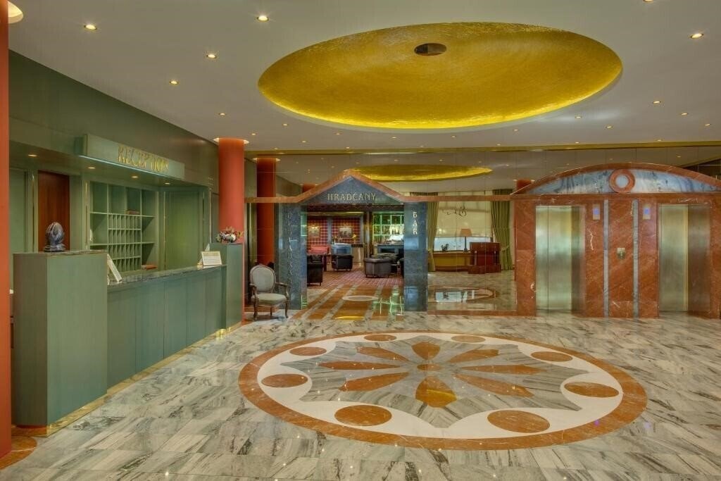 Фотографія Savoy 5*
