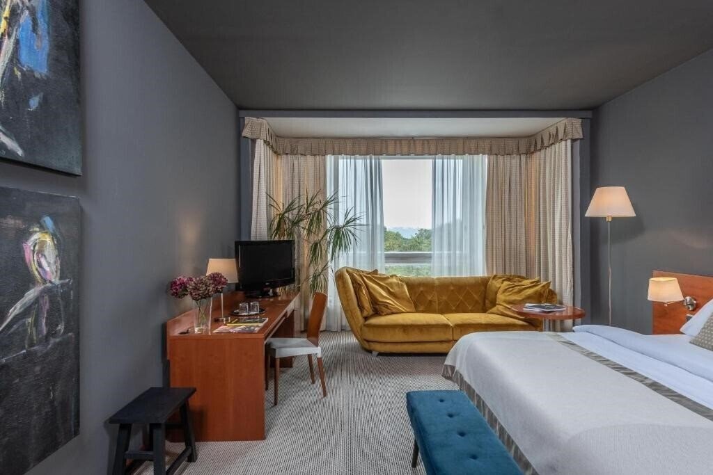 Фото Art Hotel Praha 4*