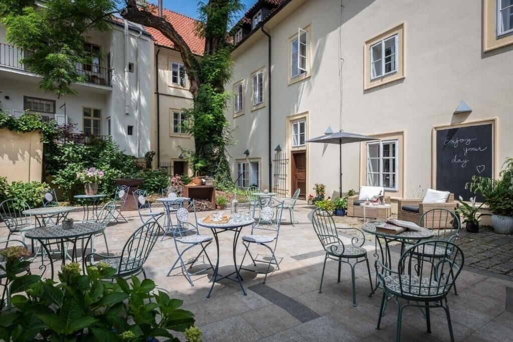 Отель Monastery Garden Prague 4*
