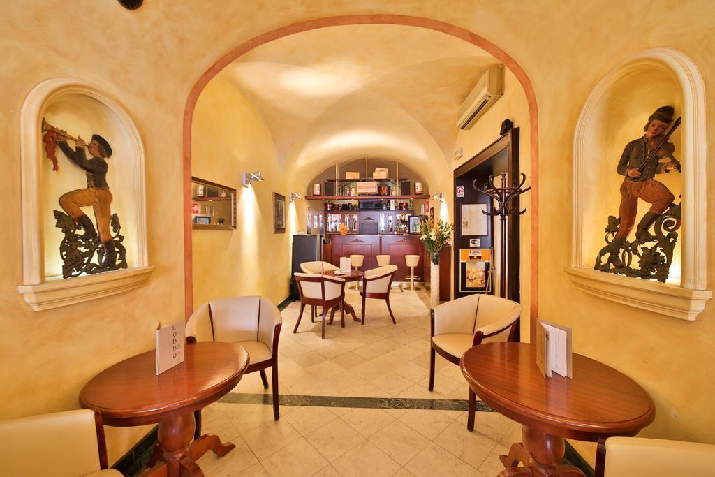 Изображение Meteor Plaza 4*