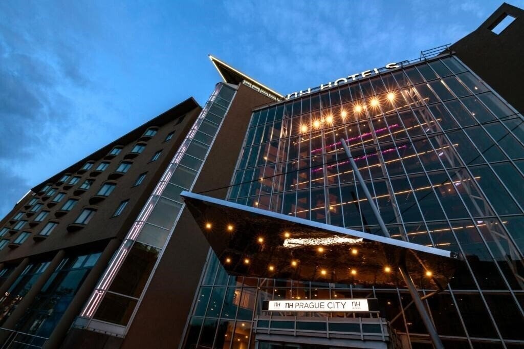 Фото NH Prague City 4*