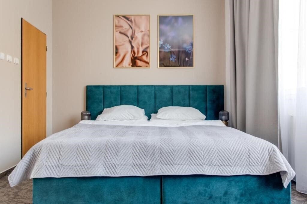 Зображення Andante 3*