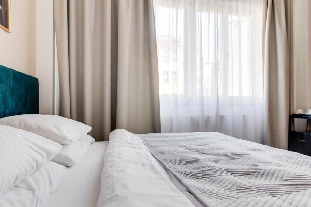 Картинка Andante 3*