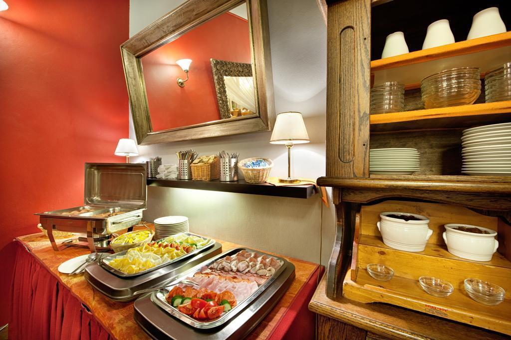 Картинка Aron 3*