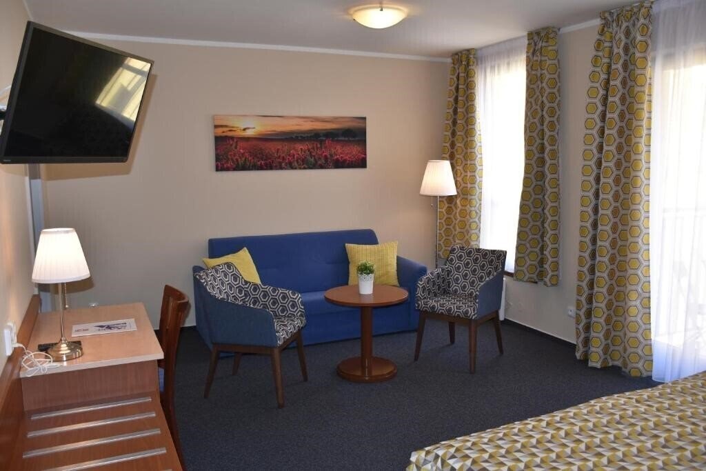 Фотографія Austria Suites 3*