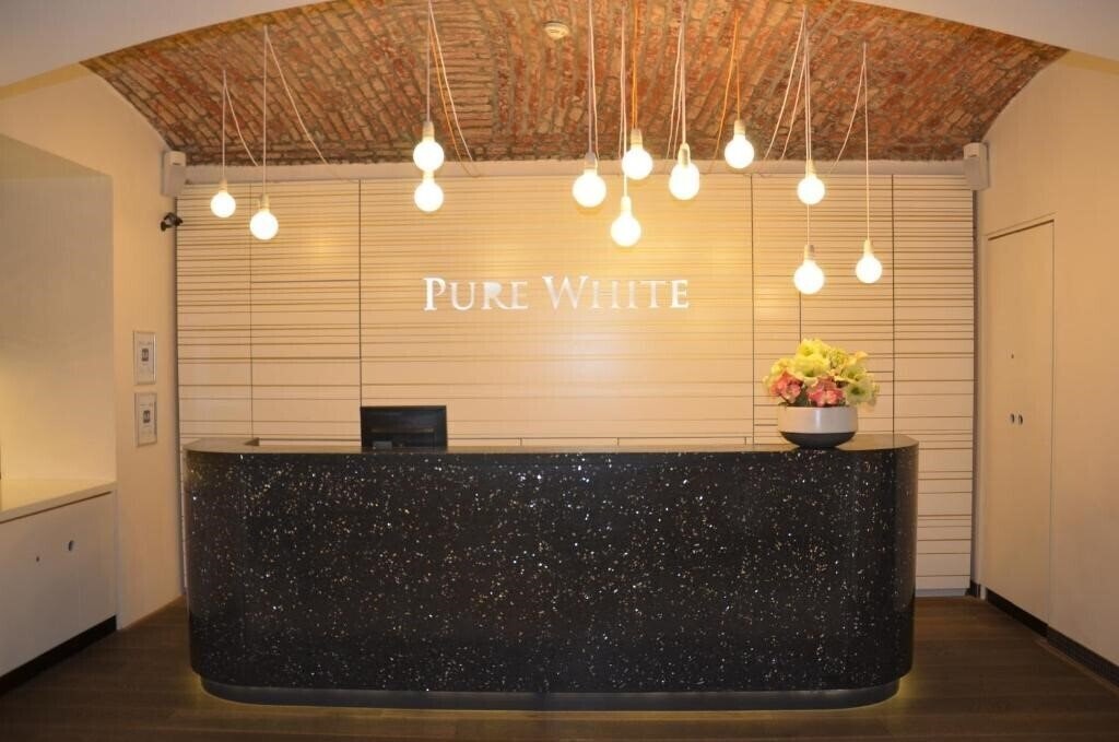 Изображение Pure White 4*