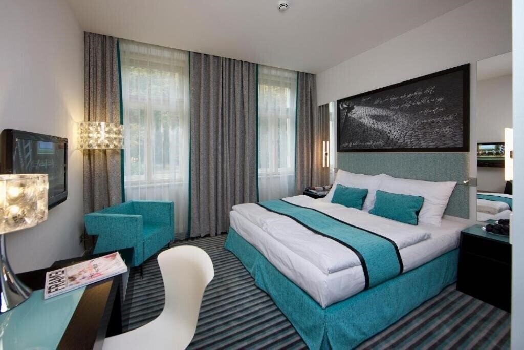 Фотография Red & Blue Design Hotel Prague 4*