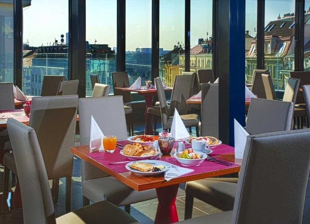 Готель Galileo 4*