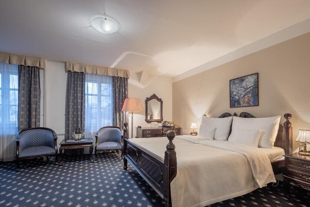Фото Pytloun Old Armoury Hotel Prague 4*