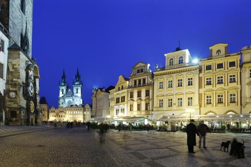 Готель Grand Hotel Praha 4*