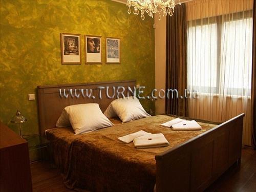 Отель Forrest 3*