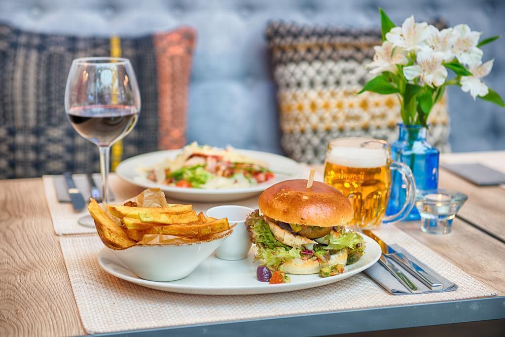 Зображення Fusion 4*