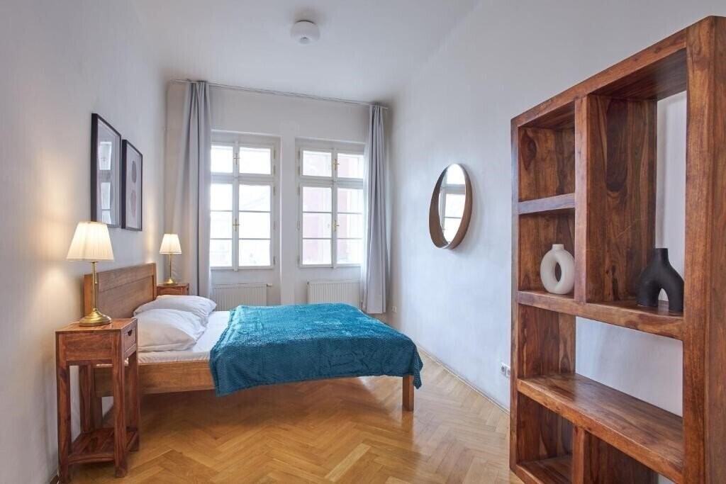 Готель Charles Bridge Palace 4*