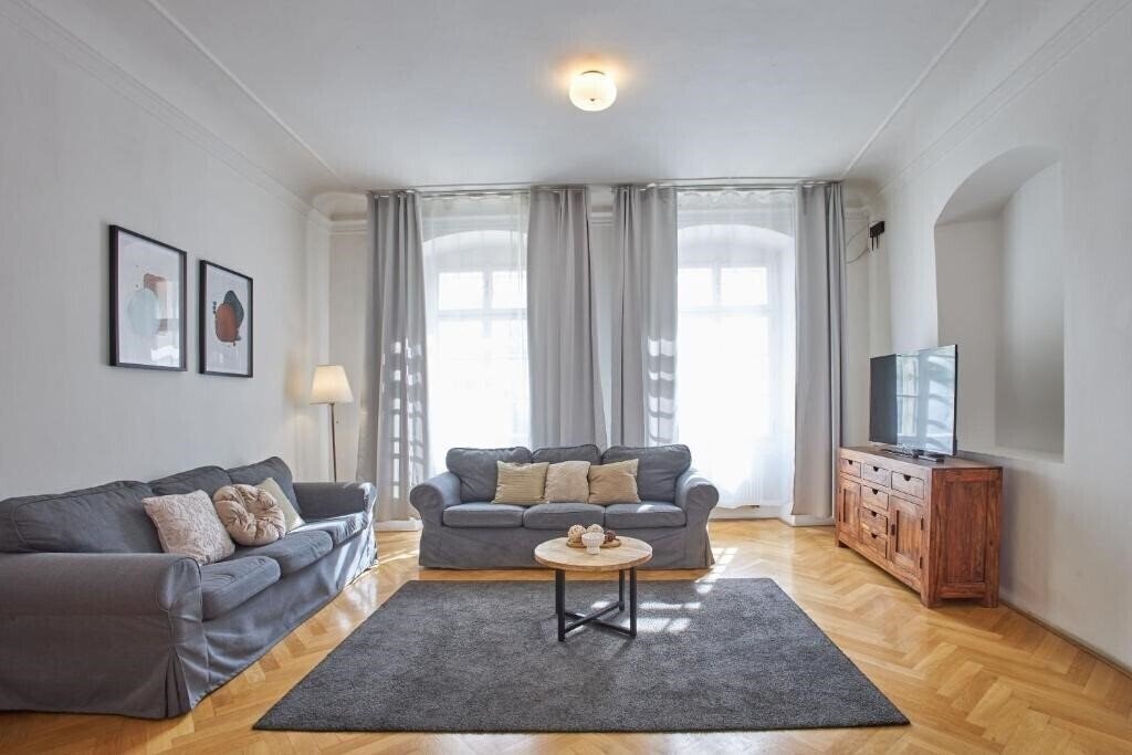 Картинка Charles Bridge Palace 4*