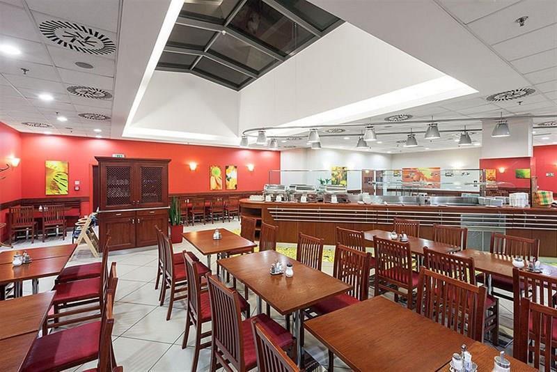 Изображение Ibis Old Town 3*