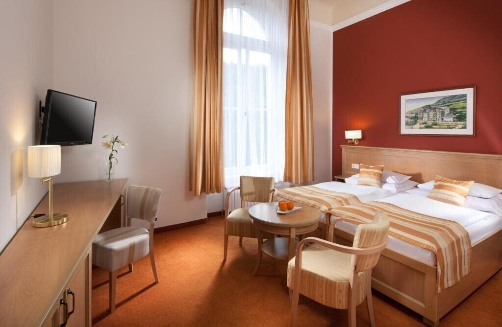 Фотографія Radium Palace 4*