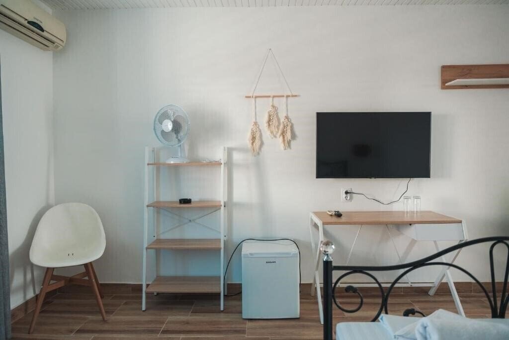 Готель Tourist Village Ada Bojana 1*