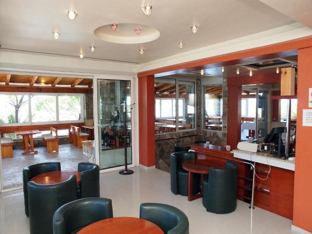 Готель R Hotel 3*