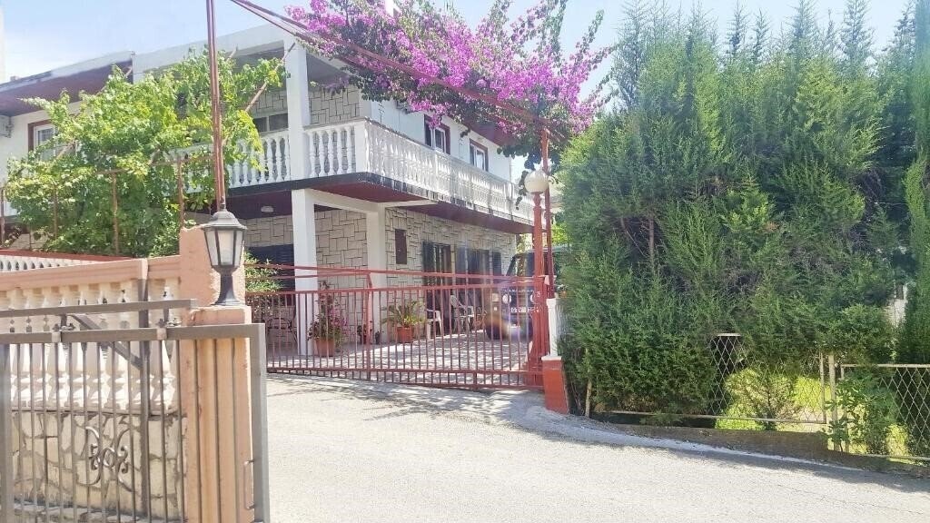Готель Monterria 4*