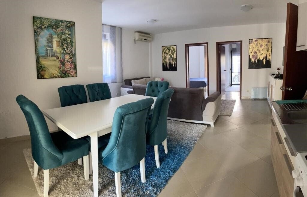 Картинка 3 Bedroom Apartment With Pool 3*