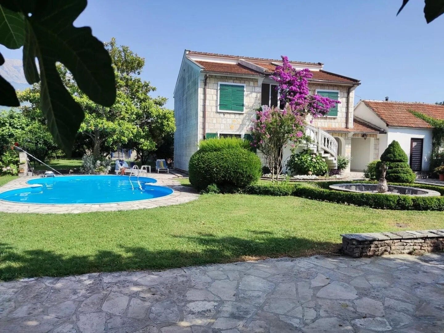 Отель Leisure House Jovovic 4*