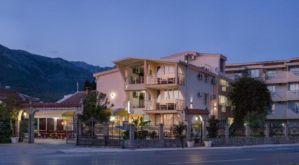 Готель Villa Jadran 3*