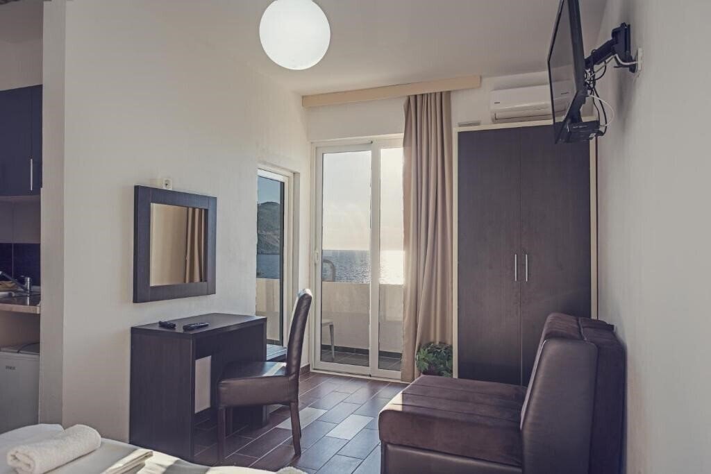 Фотографія Atlantis Apartments 3*