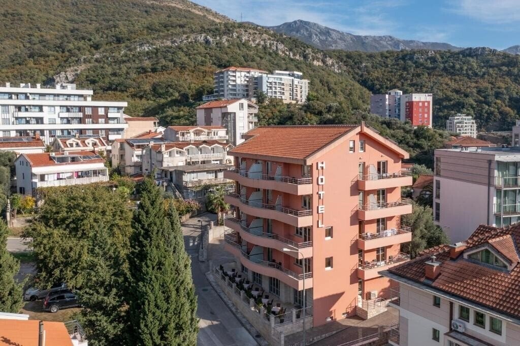 Отель Stella Di Mare 4*