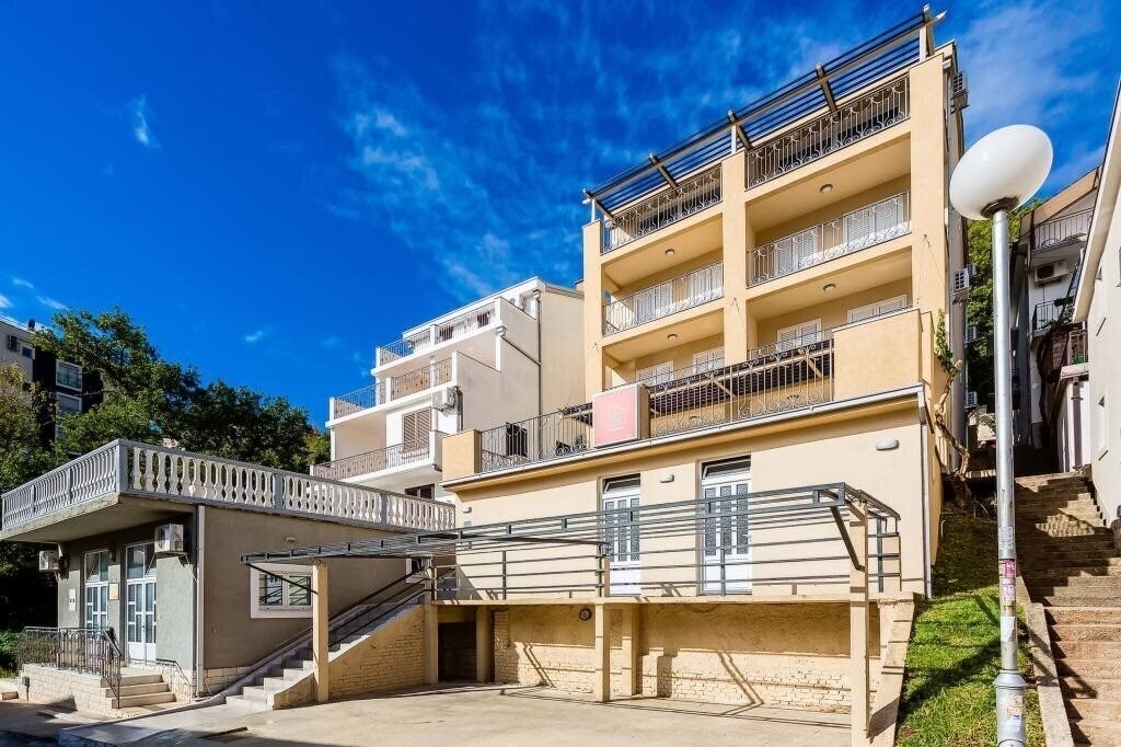 Готель Gloria Villa 4*