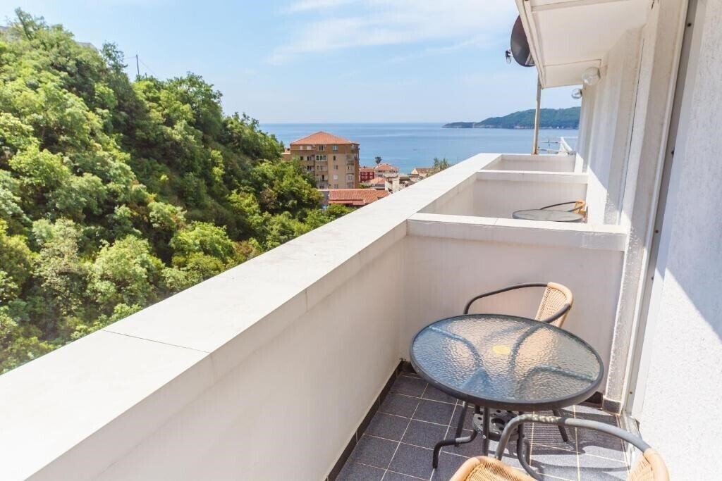 Фотография Apartments Harmonija 3*