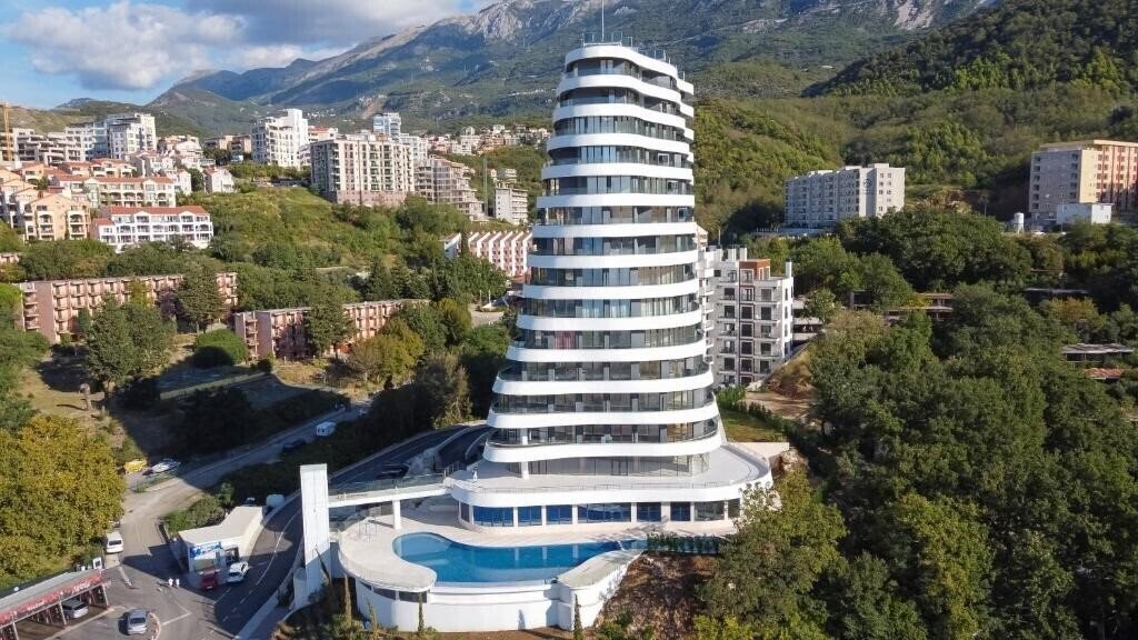 Отель Sky Line Resort 4*