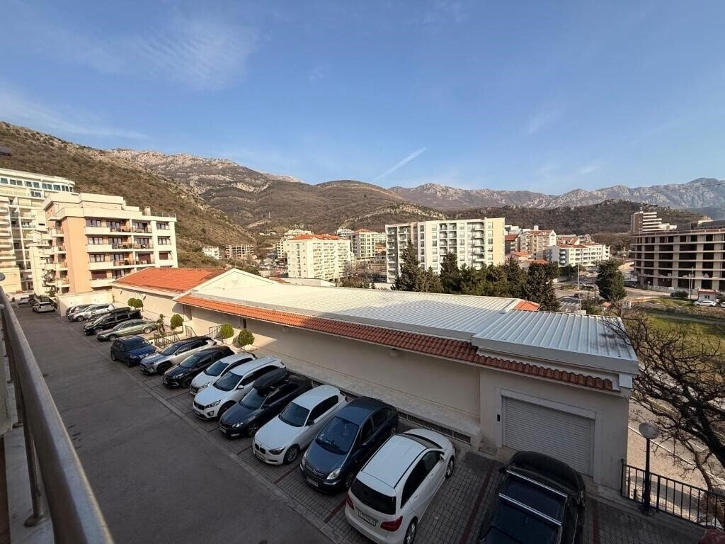Отель Adriatic Apartments 4*