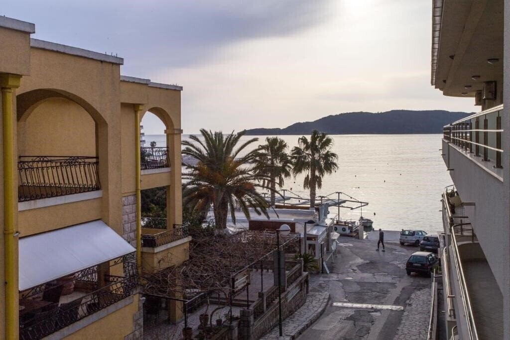 Готель Apartments Tanja 3*
