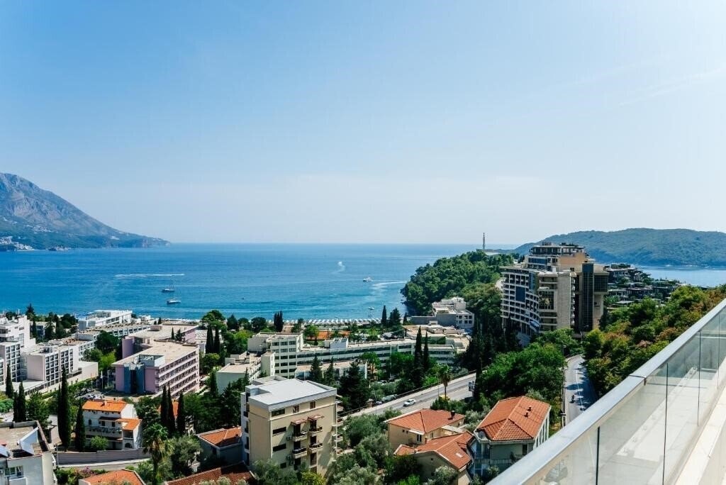 Отель Budva Gate Penthouse 4*