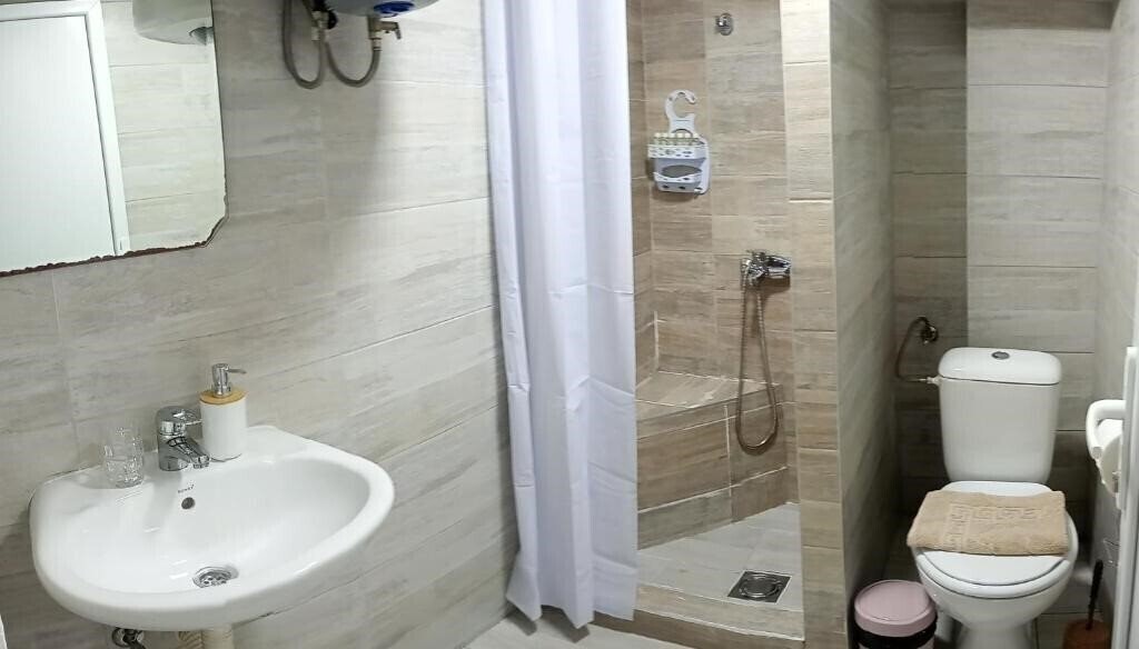 Фото Serenita Stone House 4*