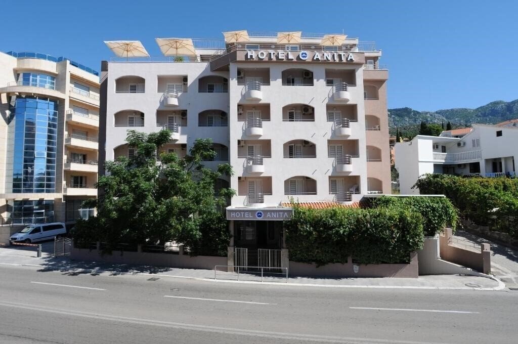 Готель Anita Hotel 3*