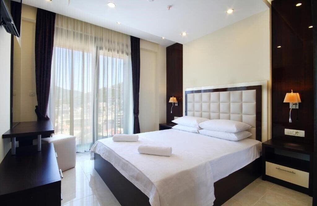 Фотографія Villa Shine 4*