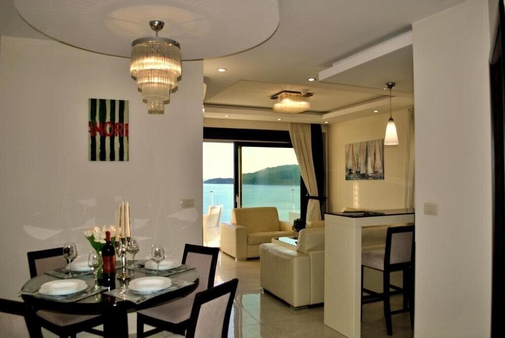 Фото Villa Shine 4*