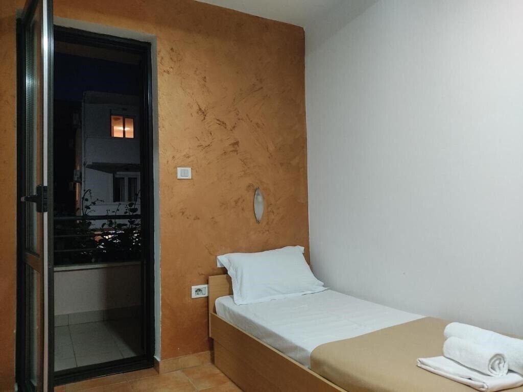 Готель Villa Mare Budva 3*